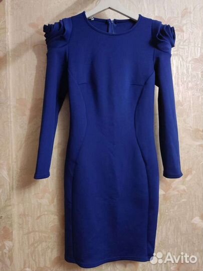 Платье футляр