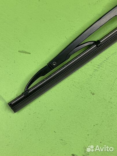 Щетка стеклоочистителя 700 мм \RVI Premium (N 74 )