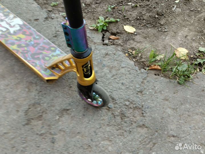 Самокат трюковой