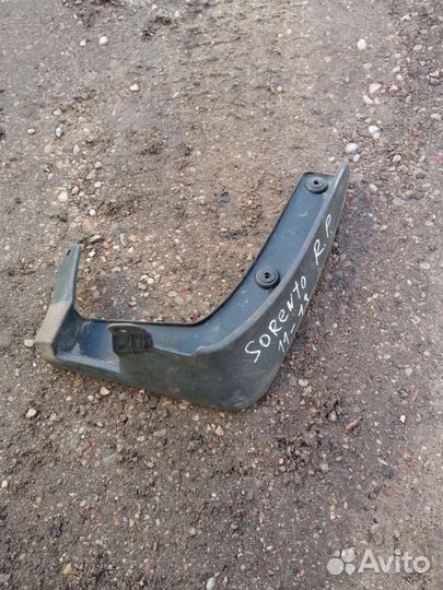 Hyundai Solaris 2 брызговик