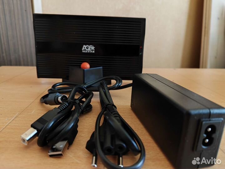 Корпус для жесткого диска IDE 3.5