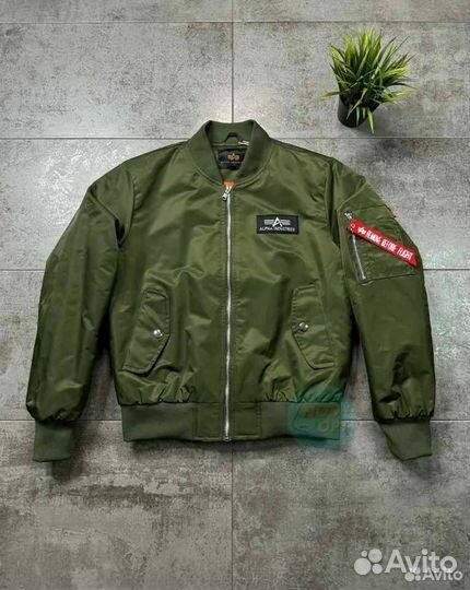 Бомбер alpha industries