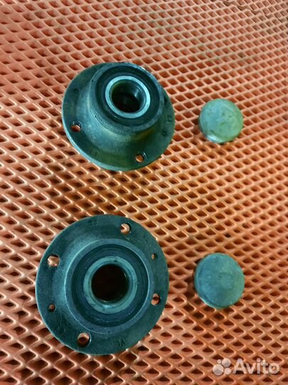 Ступица с подшипником задняя Opel Corsa D