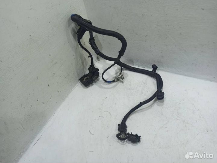 Клемма аккумулятора