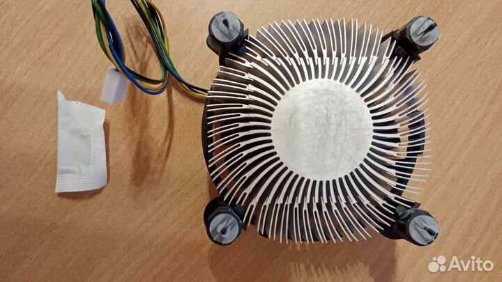 Боксовый кулер Intel LGA 775