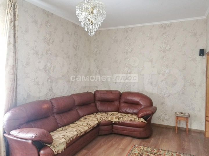 3-к. квартира, 80,7 м², 1/2 эт.