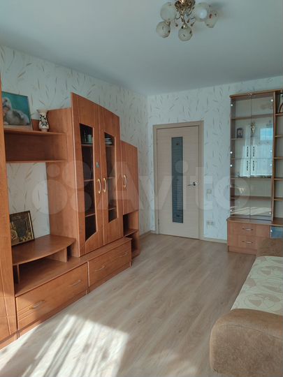 1-к. квартира, 38 м², 4/10 эт.