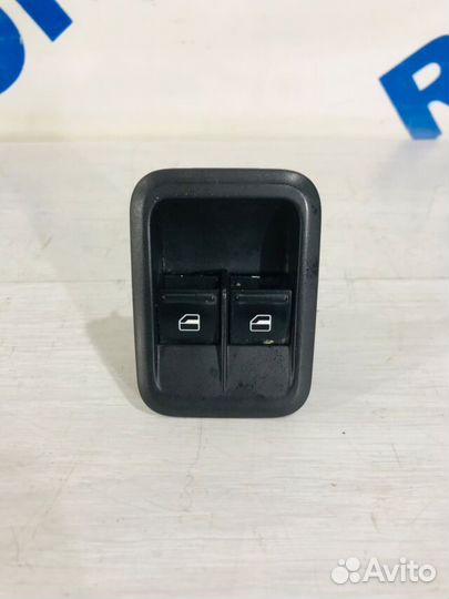Блок управления стеклоподъёмниками skoda yeti 1 ре