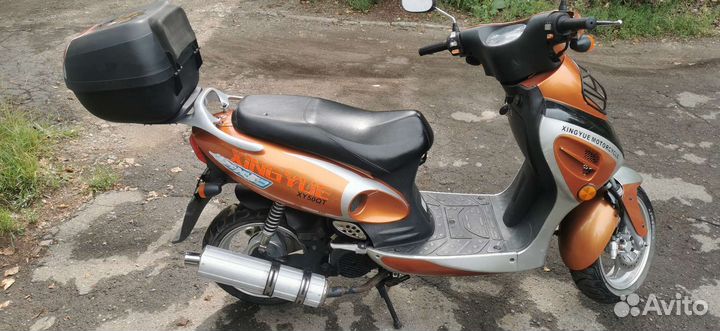 Продам скутер 125 кубиков Xingyue с птс