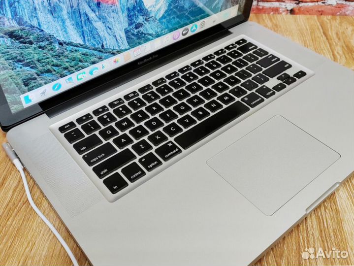 MacBook Нов. Акб SSD256 с дискретной видео Игровой