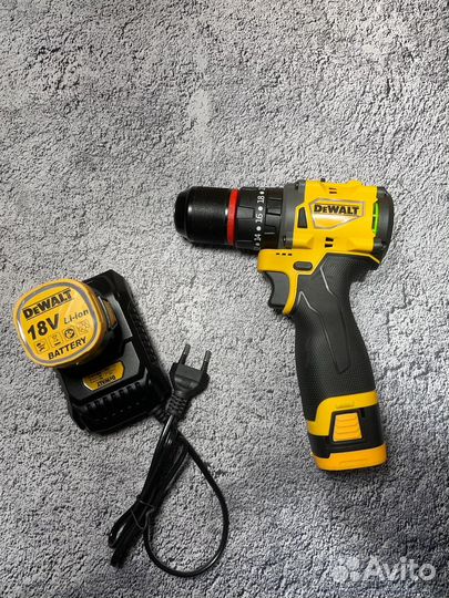 Шуруповёрт Dewalt 18v бесщёточный в наборе