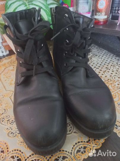 Ботинки женские 39 размер