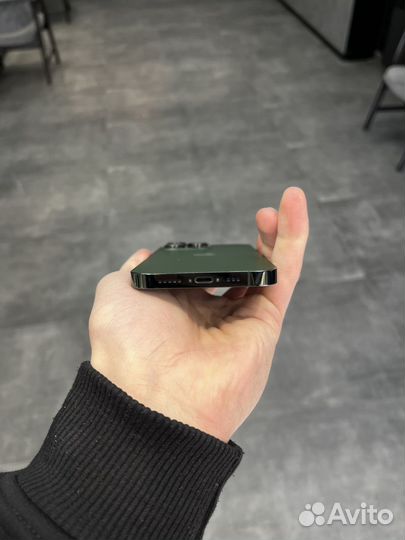 iPhone 13 pro 256gb green sim esim