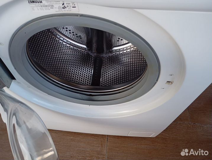 Стиральная машина zanussi (electrolux) 5 kg