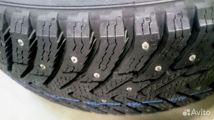 Nokian Tyres Hakkapeliitta 8 205/65 R15 99T