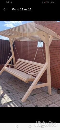 Садовые качели из дерева