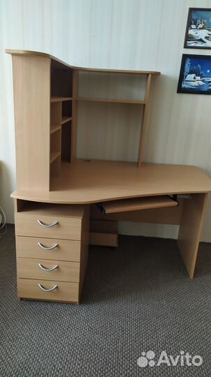 Стол компьютерный письменный угловой