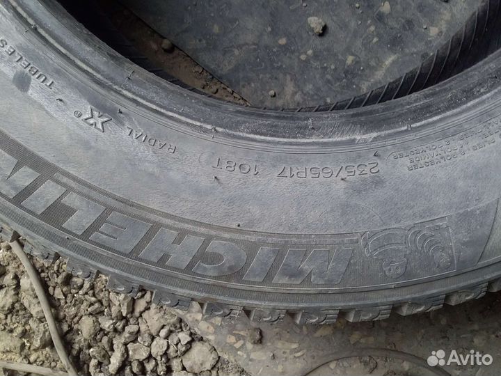 Michelin Agilis X-Ice North 235/65 R17