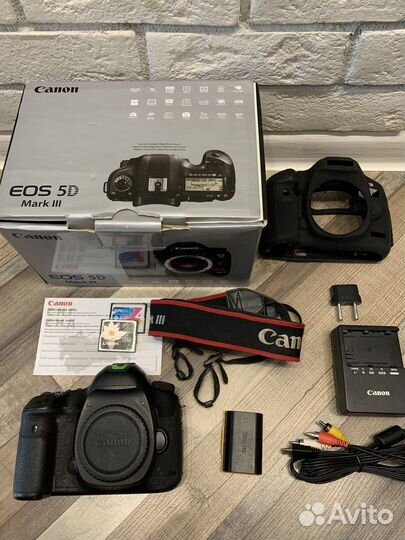 Canon 5D mark 3, Батарейный блок canon 5D mark 3