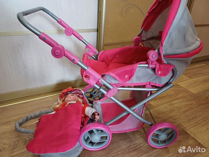 Коляска для кукол и кукла