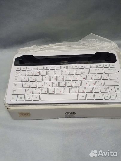 Док-станция Samsung Galaxy Tab 8.9 Keyboard Dock