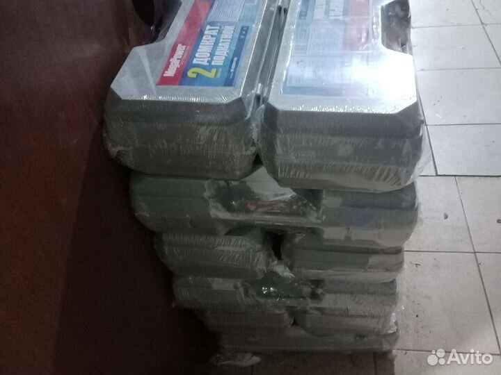 Домкрат подкатной 2 тонны, домкраты