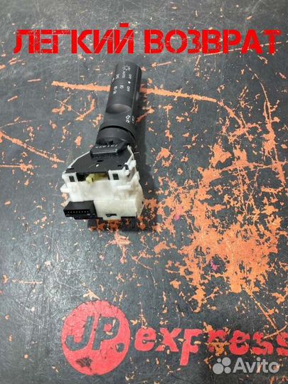 Подрулевой переключатель поворотников левый