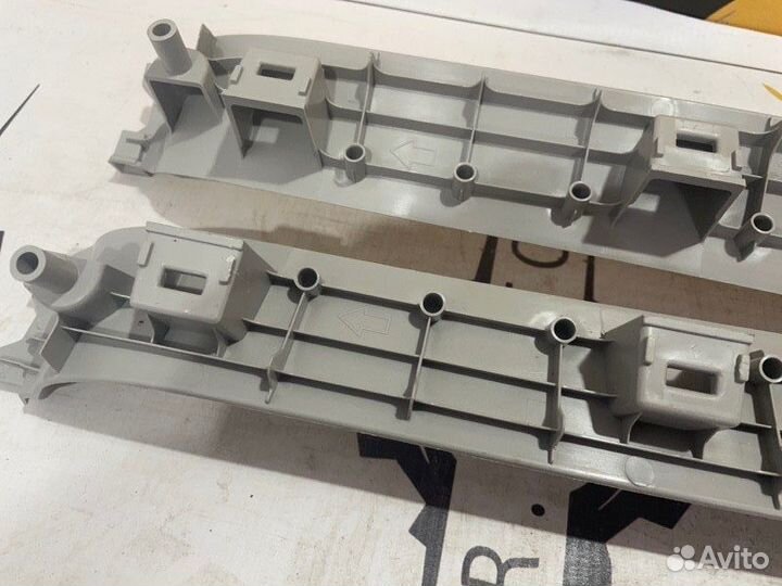 Обшивка багажника задняя RH LH Toyota Land Cruiser