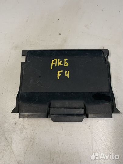 Ford Focus 3 крышка блока AM5110A659BB