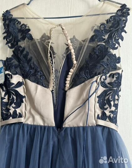 Вечернее платье