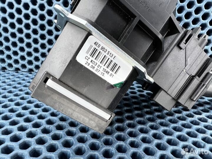 Переключатель подрулевой света левый Audi Q7 4L