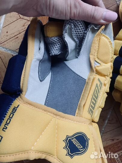 Хоккейная форма