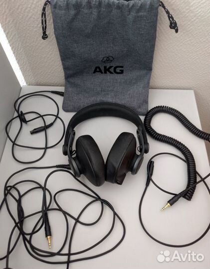 Наушники AKG K371