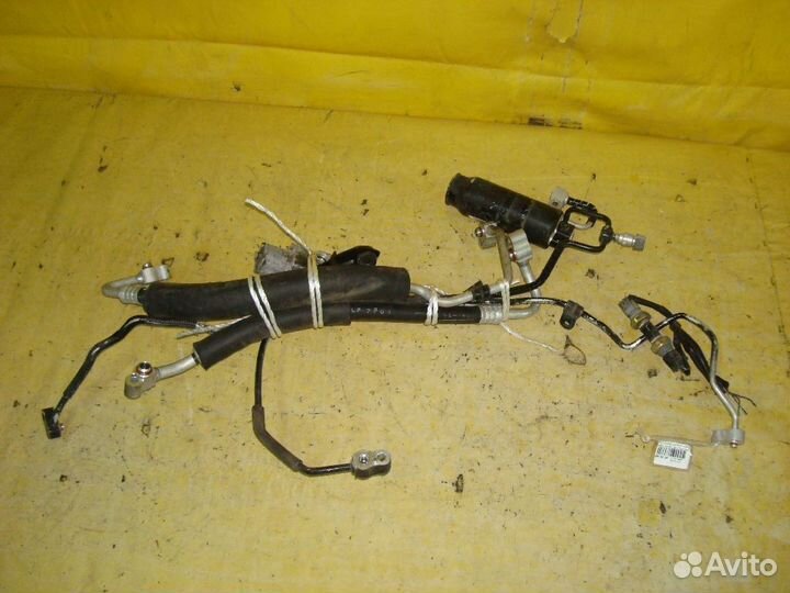 Шланг кондиционера Toyota Chaser GX81