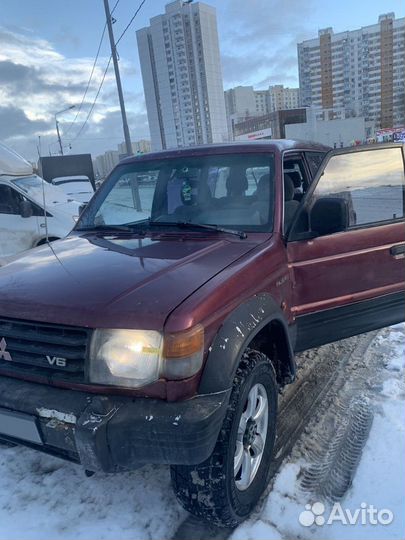 Mitsubishi Pajero 3.0 AT, 1991, 330 000 км