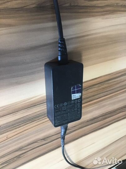 Microsoft surface pro компьютер в формате планшета