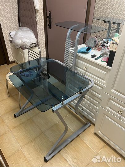 Компьютерный стол