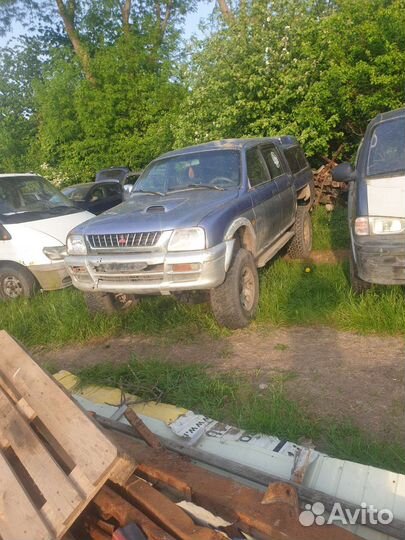 Запчасти на l200