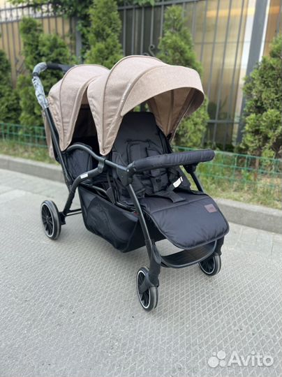 Коляска прогулочная для двойни новая