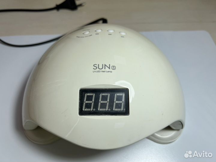 Лампа для ногтей
