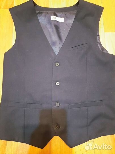 Школьная форма.Брюки, рубашки, жилеты Цена за всё