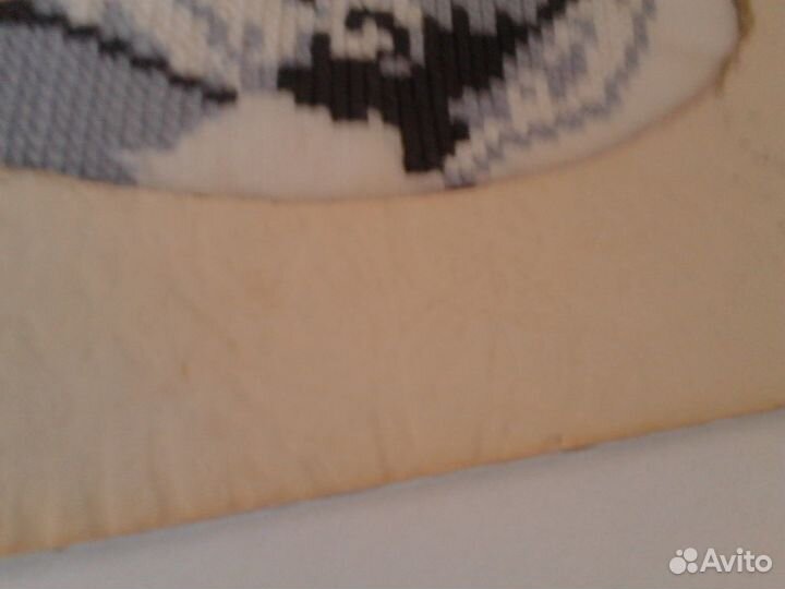 Портрет В.И.Ленина(вышивка)