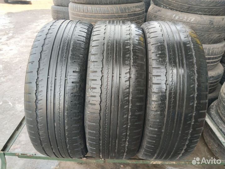 Nokian Tyres Hakka H 215/60 R17