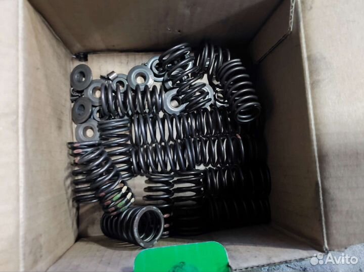 Запчасти двигателя Mercedes 611 612 646 647 651