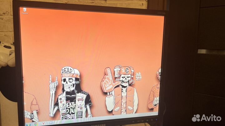 Системный блок +два монитора