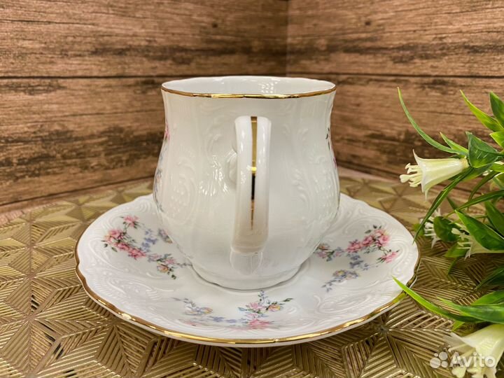 Чашка с блюдцем 