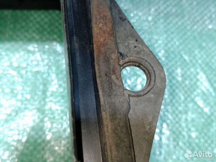 Корпус салонного фильтра Volkswagen Vento