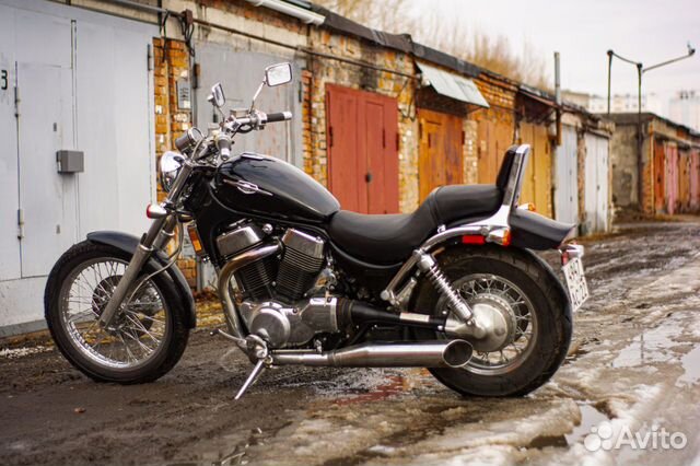 Suzuki Boulevard S83