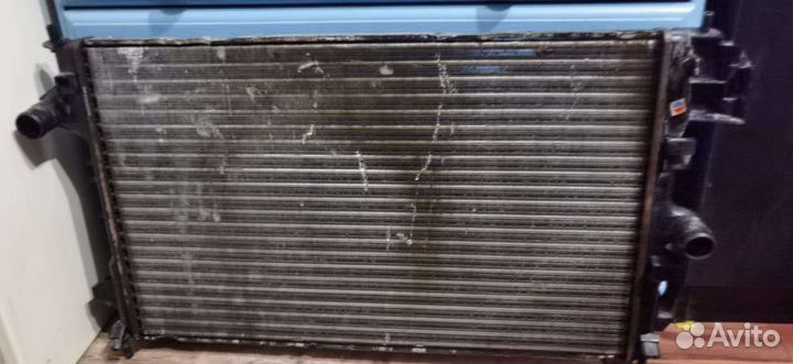 Радиатор охлаждения на опель вектра с 2002 -2009