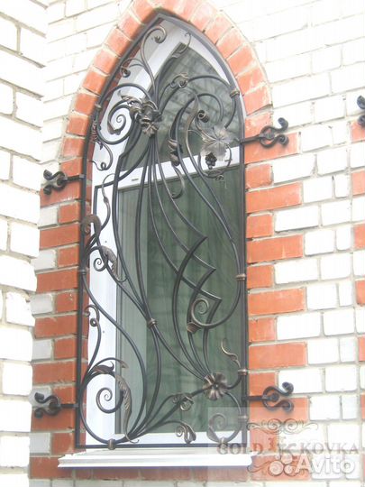 Решетка на окно кованая